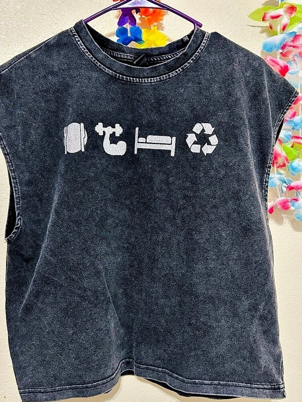 Graphic Muscle Tee in Black Like New